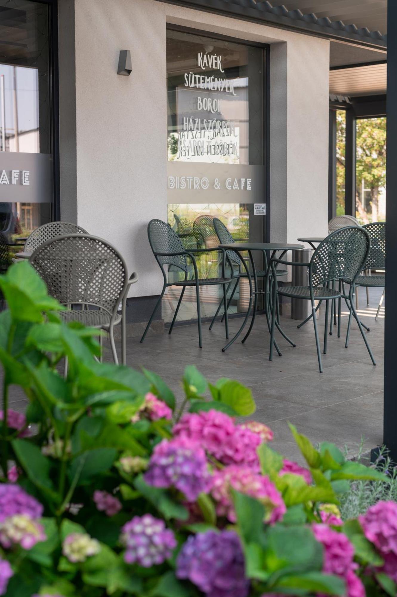 Lignum Hotel Miskolc Eksteriør billede