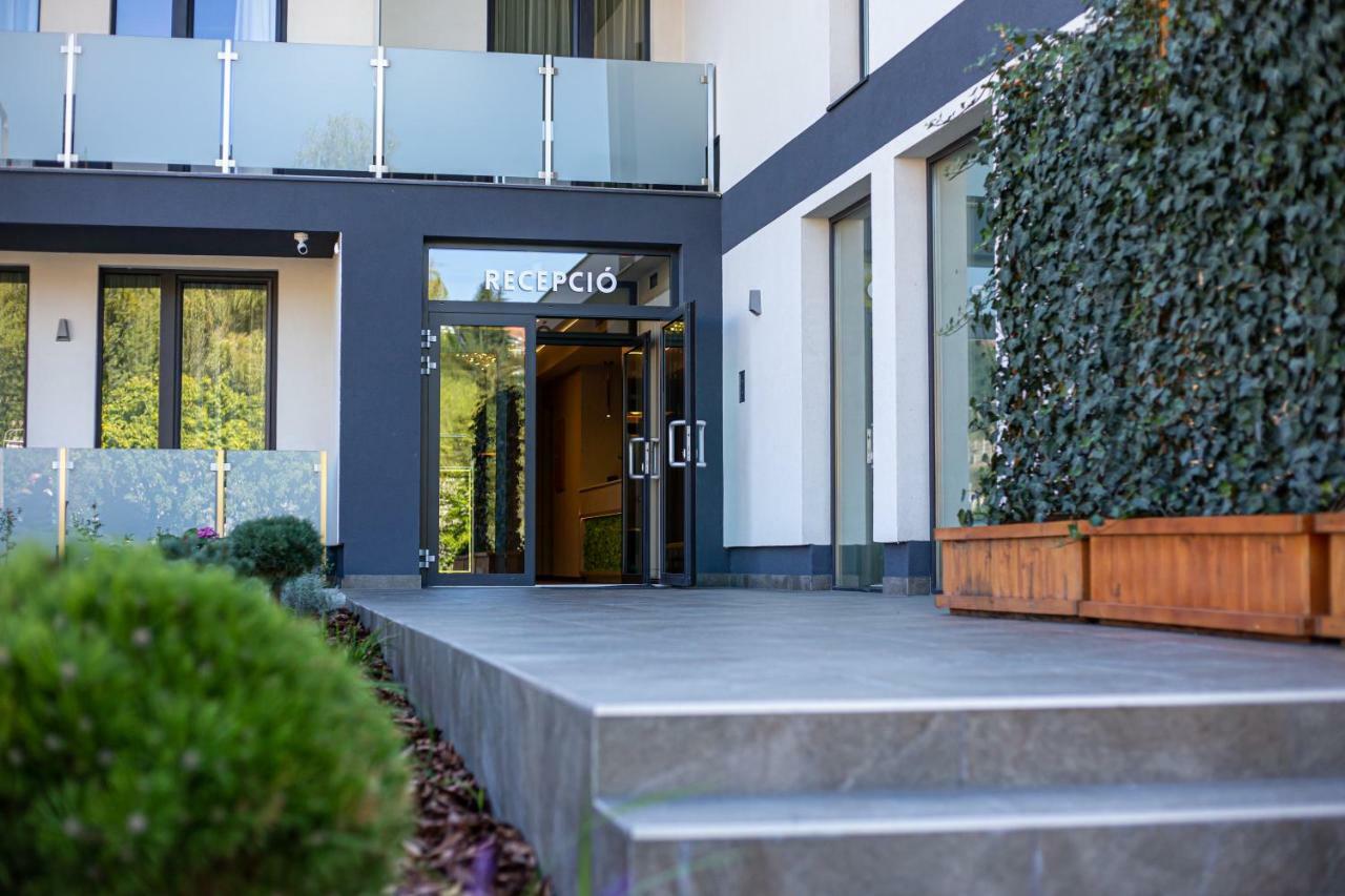 Lignum Hotel Miskolc Eksteriør billede