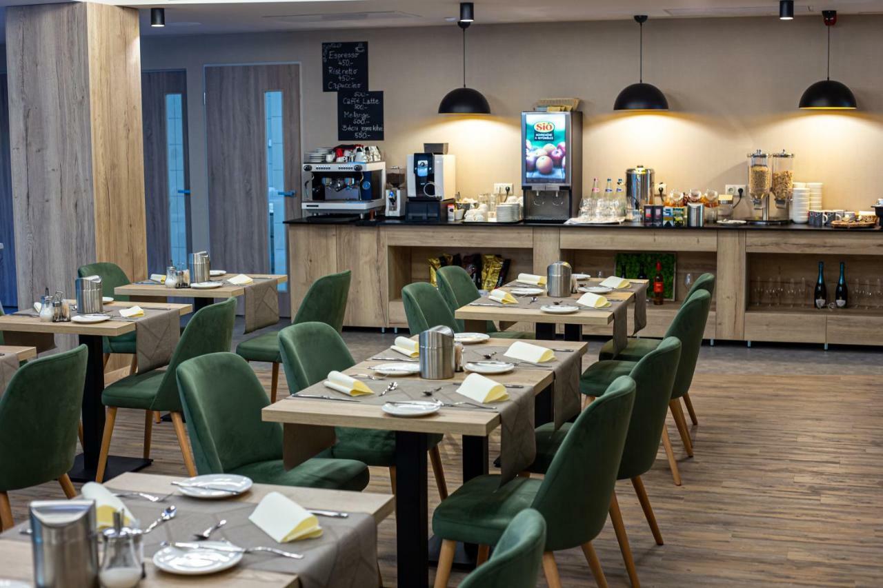 Lignum Hotel Miskolc Eksteriør billede
